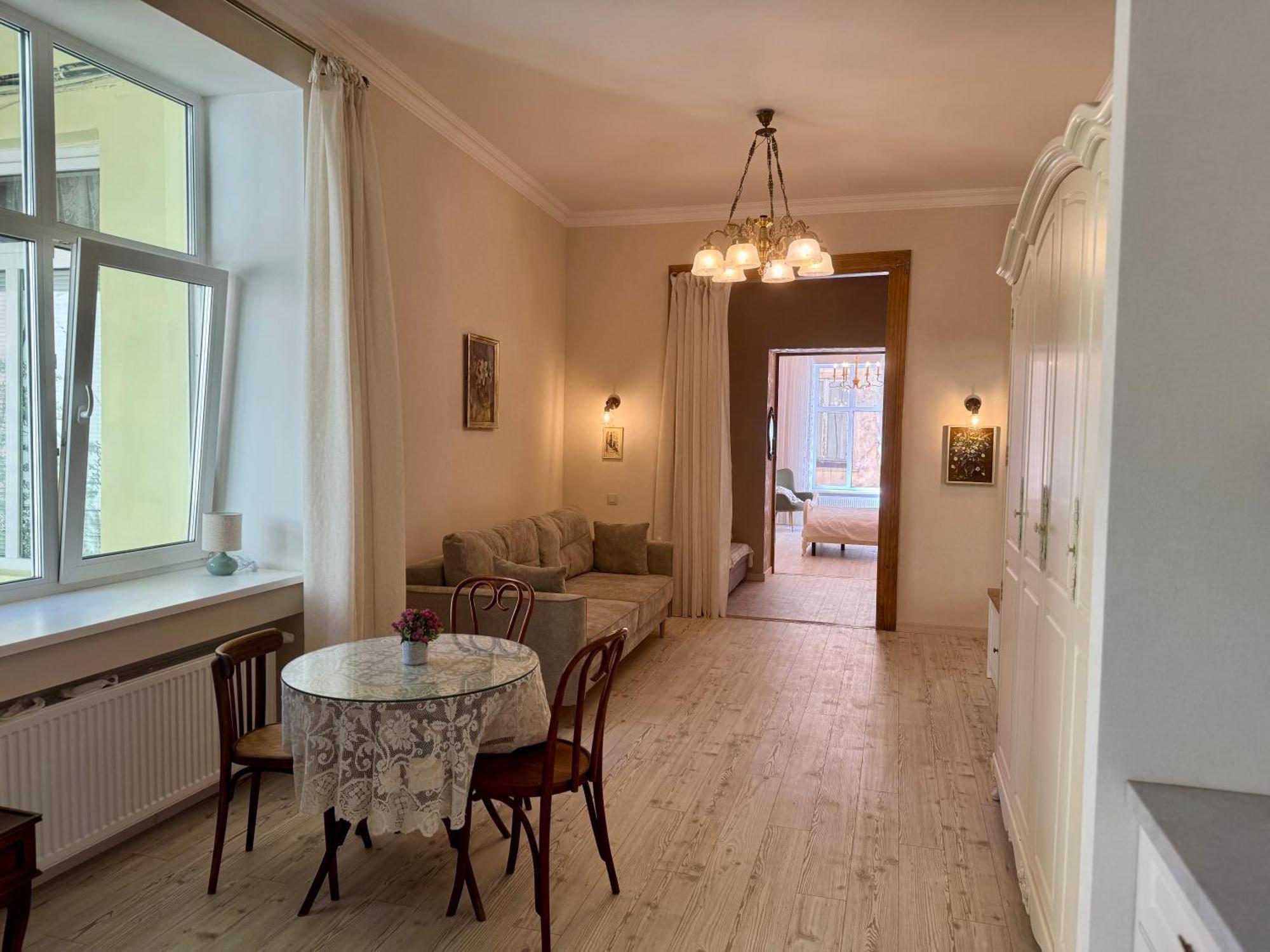 Elite Apart Near Svoboda Avenue 리비프 외부 사진